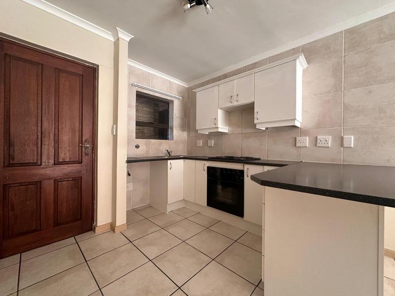 2 Bedroom Property for Sale in Gordons Bay Western Cape
